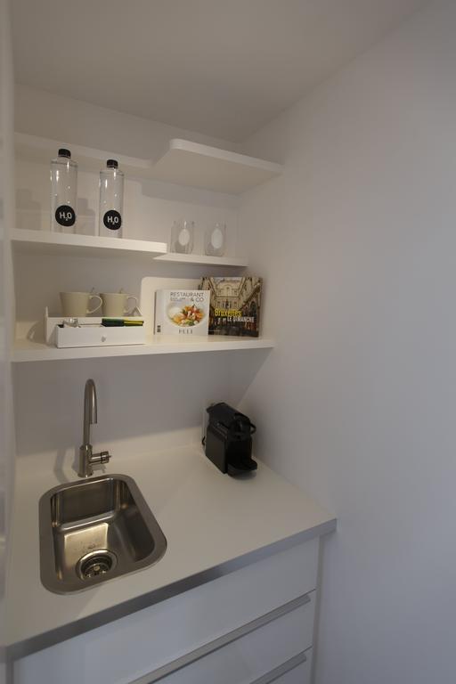 Be And Be Sablon 13 Bed & Breakfast Brussels Exterior photo